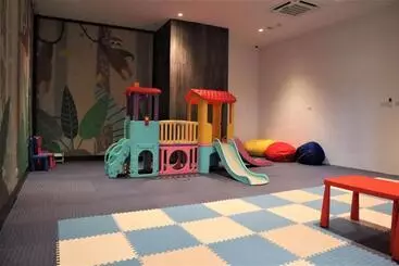 Hotelli Ksl Esplanade