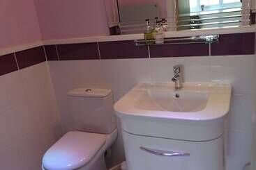 Black Burn Lodge B & B