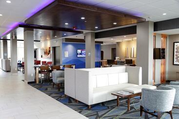 호텔 Holiday Inn Express & Suites Alabaster By Ihg