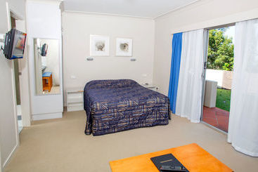 ホテル Ingenia Holidays White Albatross