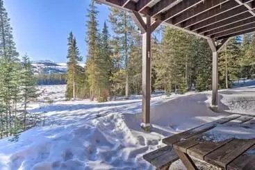 コテージ Nomad Haus W/ Mtn Views & Deck   25 Mi To Breck!