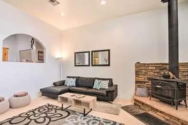 コテージ Dreamcatcher Cliffs Home  Near Dtwn Kanab!