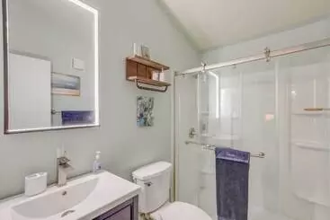 Mökkimajoitus Mountaintop Mars Hill Cabin W/ Wraparound Deck!