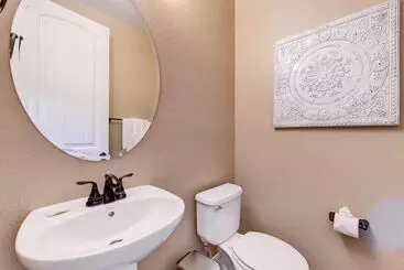 Mökkimajoitus Queen Creek Vacation Rental W/ Private Pool!