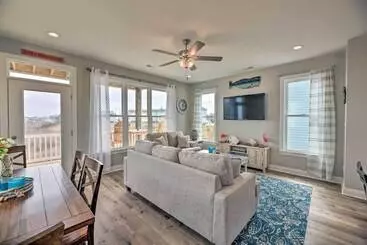 Mökkimajoitus The Tipsy Flamingo  ~ Incredible Salt Marsh Views