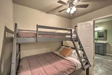 Mökkimajoitus Waterfront Beaver Lake Hideaway W/ Kayaks & More!