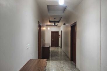 Отель Holiday Palace