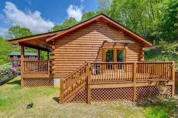 Mökkimajoitus Maggie Valley Cabin 4 Mi To Cataloochee Ski Area!