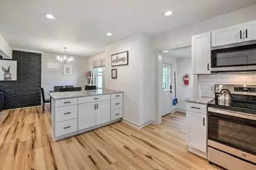 コテージ Updated Ronks Home ~ 8 Mi To Dtwn Lancaster!