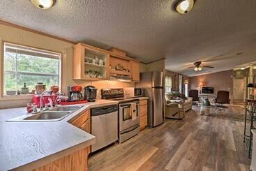 بيت ريفى Peaceful Silver Springs Property   Pets Welcome!