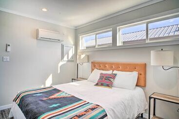 Сельский дом The Roadrunner Silver City Oasis W/ Views!