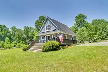 Waterfront, Deck: Peaceful Louisa Cottage Escape