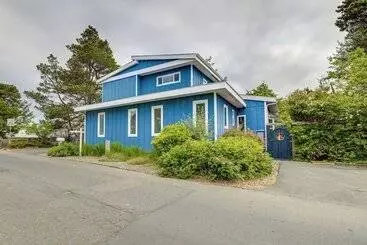 Vakantiehuisje House W/ Hot Tub & Deck   Walk To Seaside Beach!