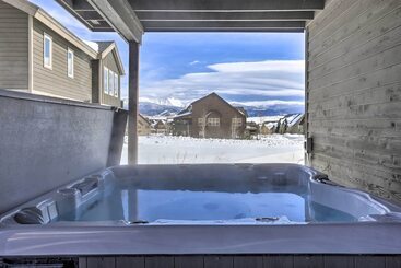 Mökkimajoitus Luxe Rocky Mtn Retreat W/ Hot Tub   By Winter Park