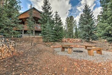 بيت ريفى Picturesque Duck Creek Retreat W/ Fire Pit!