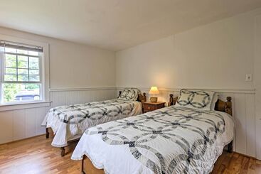 Modern Cape Cod Cottage: Walk To Craigville Beach