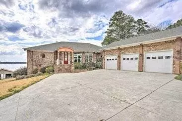 Landhus Lakefront House W/ Game Room, Deck & Views!