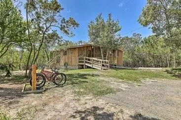 Mökkimajoitus Cozy Hatteras Island Abode ~ 1 Mi To Frisco Beach!