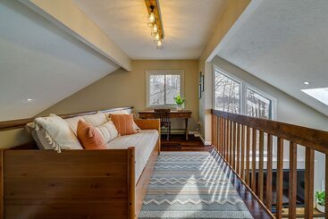 Vidéki Ház Lovely Poconos Cabin W/ Resort Amenities!