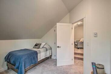 بيت ريفى Modern Hideaway: Fire Pit, 5 Mi To Mt Rainier