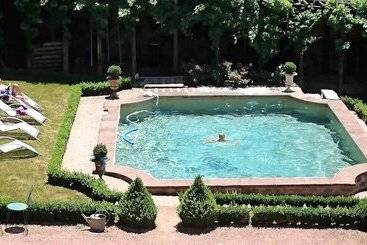 بنسيون Chateau La Servayrie