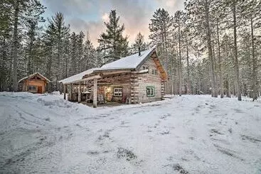 Mökkimajoitus Secluded Vanderbilt Cabin, 9 Mi To Treetops!