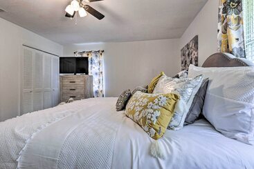 Dom wiejski Welcoming Hattiesburg Home < 2 Mi To Usm!