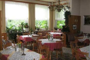 Хостел Landhaus Eickhof