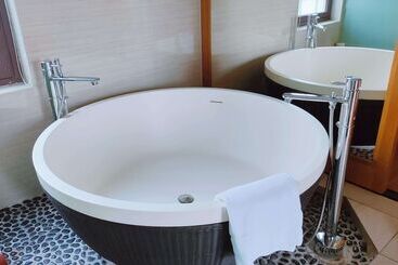 Banyan Tree Hotel Huangshan The Ancient Charm Of Huizhou, A Paradise