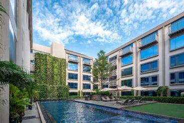 Hotel Hyatt Centric Candolim Goa