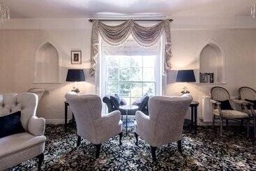 هتل The Mount Pleasant