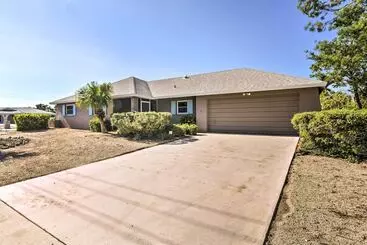 Mökkimajoitus Breezy Marco Island Home W/ Pool   Walk To Beach!