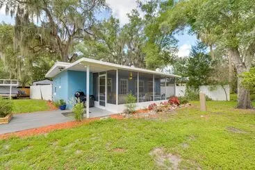 کلبه Crystal River House: Scalloping & Dock, Gulf 7 Mi!