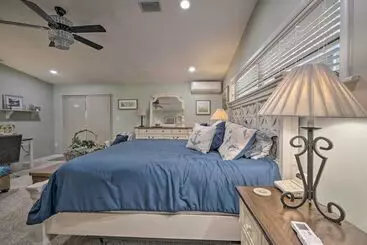 Mökkimajoitus Crystal Water Escape W/ Private Outdoor Oasis