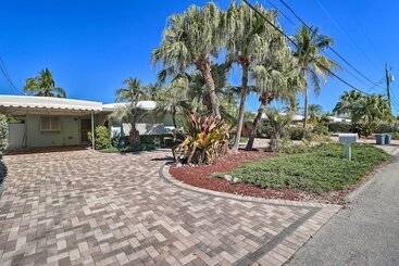 Dom wiejski Soothing Duck Key Vacation Rental!