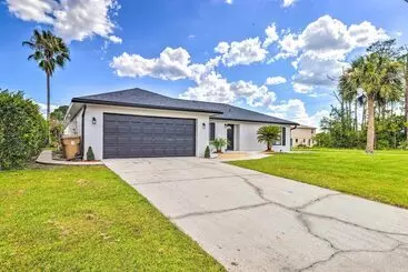 Mökkimajoitus Sun Soaked Home: Day Trip To Clearwater Beach!