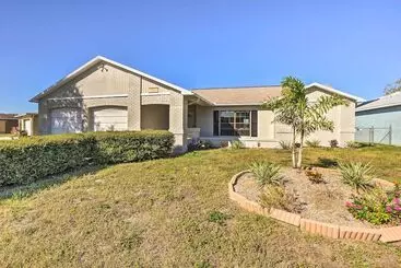 Mökkimajoitus Waterfront Port Richey House W/ Heated Pool!