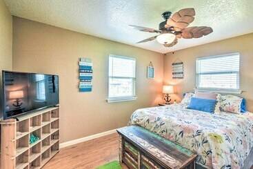 별장 Colorful Freeport Home W/ Grill, Walk To Beach