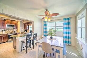 بيت ريفى Bright Melbourne Beach Escape W/ Private Pool