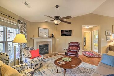 بيت ريفى Charming Asheville Home, 8 Mi To Downtown!