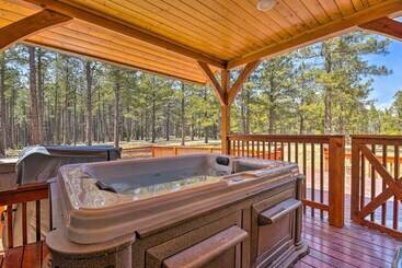 קוטג'' Grand Angel Fire Retreat W/ Hot Tub & Fire Pit!