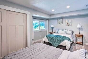 بيت ريفى Lakeside Lacey Gem W/ Fire Pit + Private Dock