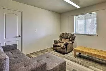 コテージ Pine Mountain Lake Home W/ Decks, Golf Course View