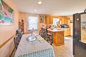 Ocean Inlet Cottage W/ Deck & Grill!