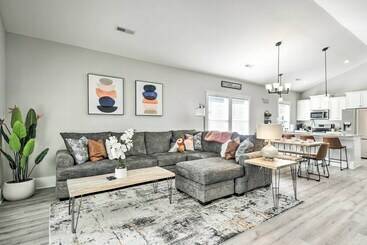 קוטג'' Little River Escape W/ Patio < 6 Mi To Beach!