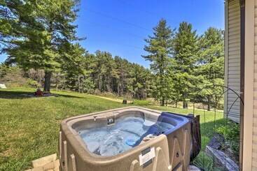 קוטג'' Nature Escape In Wytheville W/ Covered Porch!