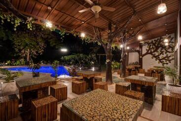 Club Mahindra Netrang