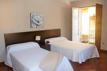 کلبه Hostal El Palacio