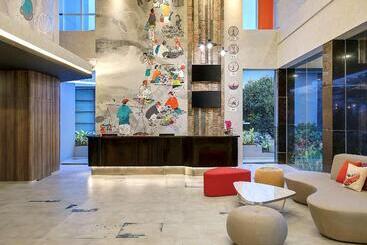 בית מלון כפרי Ibis Styles Makassar Sam Ratulangi