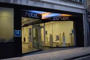 ホテル Zerupe